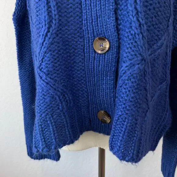 NWT RD Style Oversized Cable Knit Button Up Cardigan size Medium Royal Blue - Picture 5 of 10
